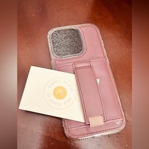 iPhone 14 pro Walli case.